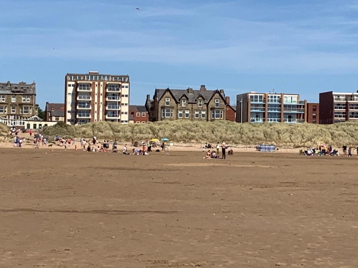 Beach View - Amazing Sea Views Lytham St Annes Exterior foto